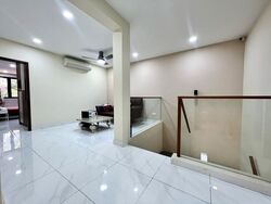 Sixth Avenue (D10), Semi-Detached #498983271